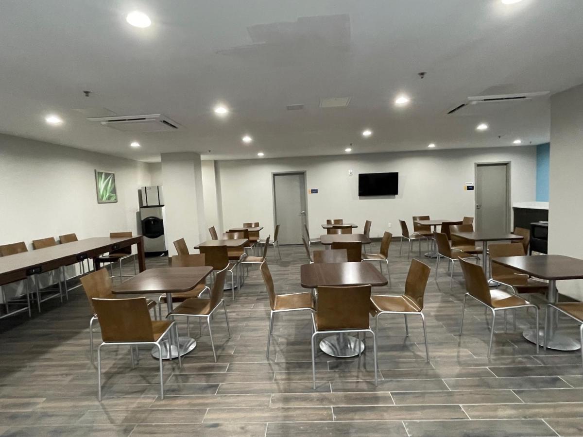 Days Inn By Wyndham Bronx Nyc 뉴욕 외부 사진