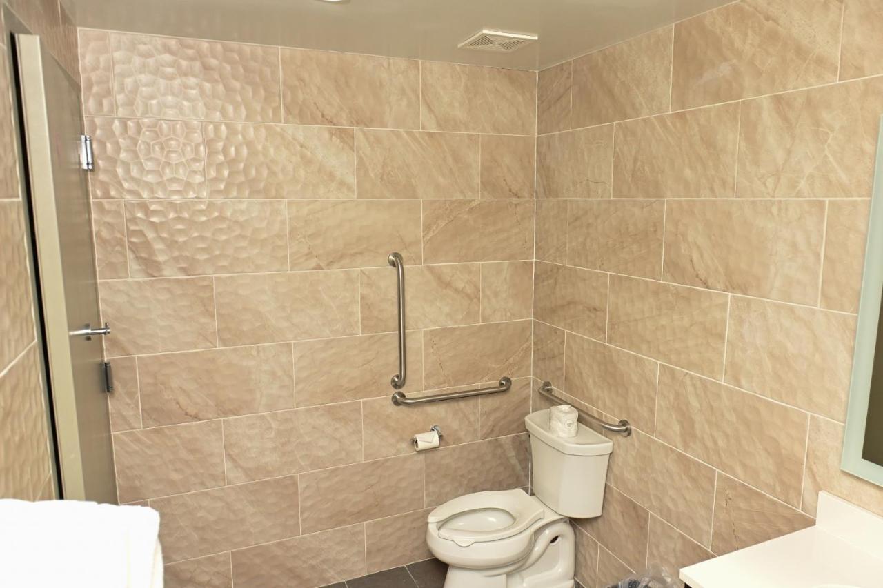 Days Inn By Wyndham Bronx Nyc 뉴욕 외부 사진